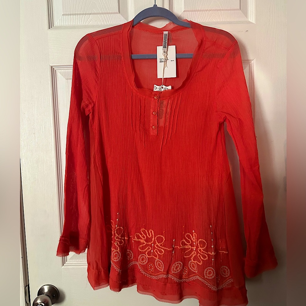 NWT Orange flowy embroidered long sleeve blouse M